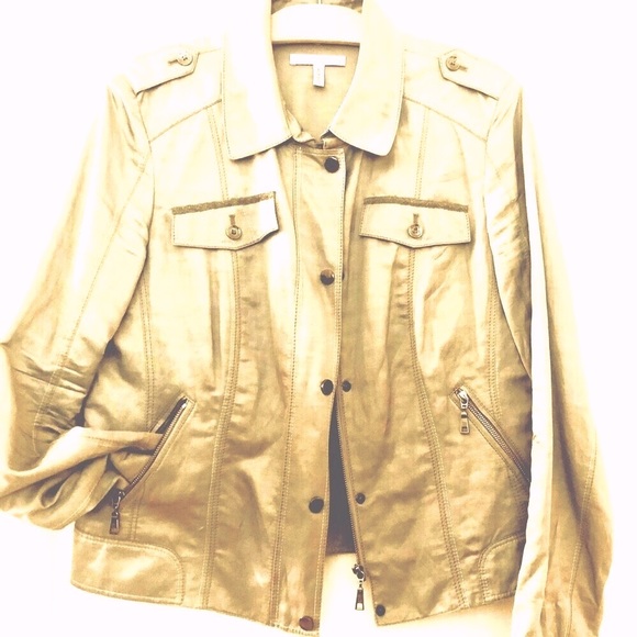 Basler Jackets & Blazers - Basler cropped jacket. lots of details.